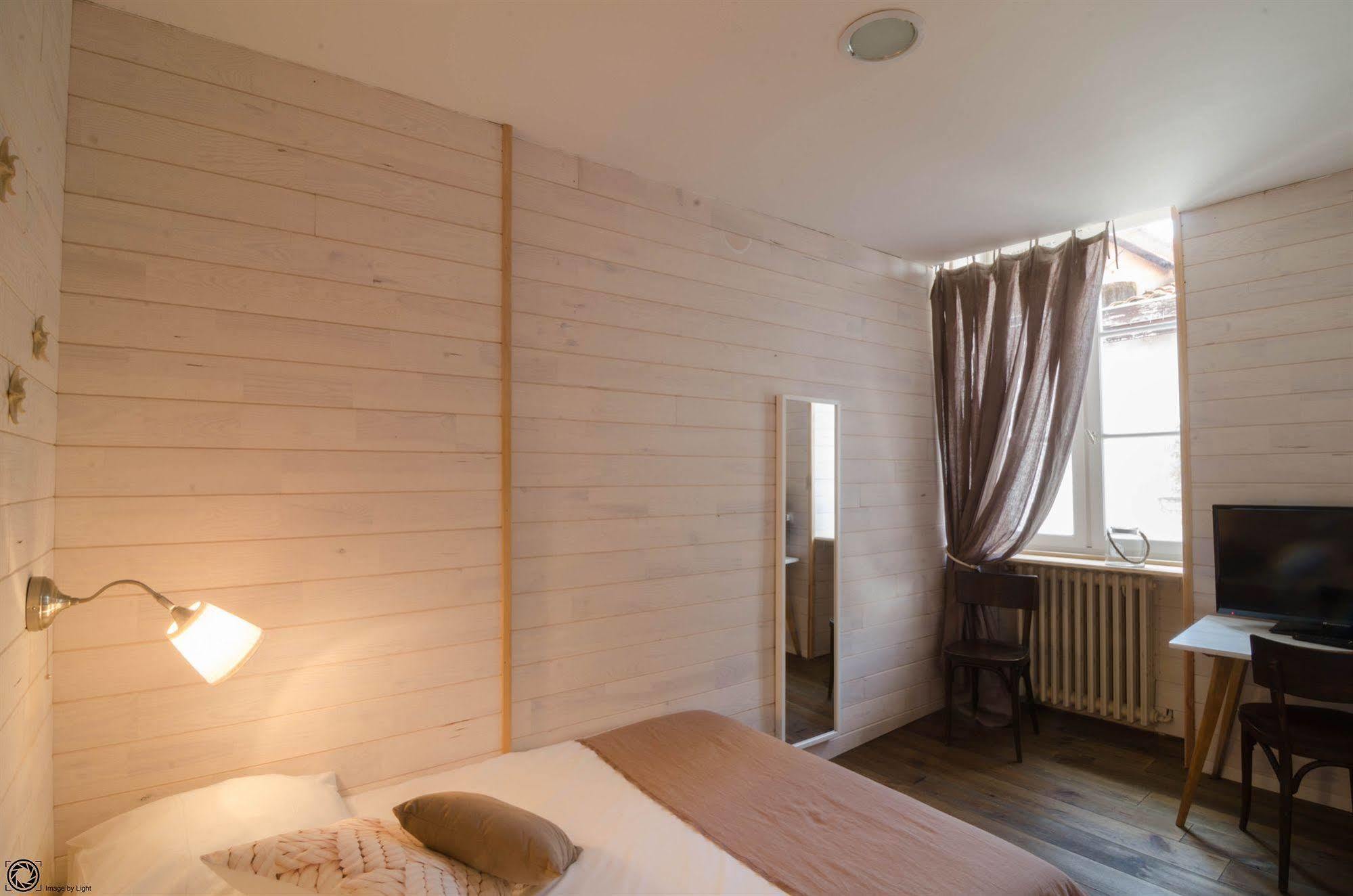 Hotel De La Gare Beyun Dış mekan fotoğraf