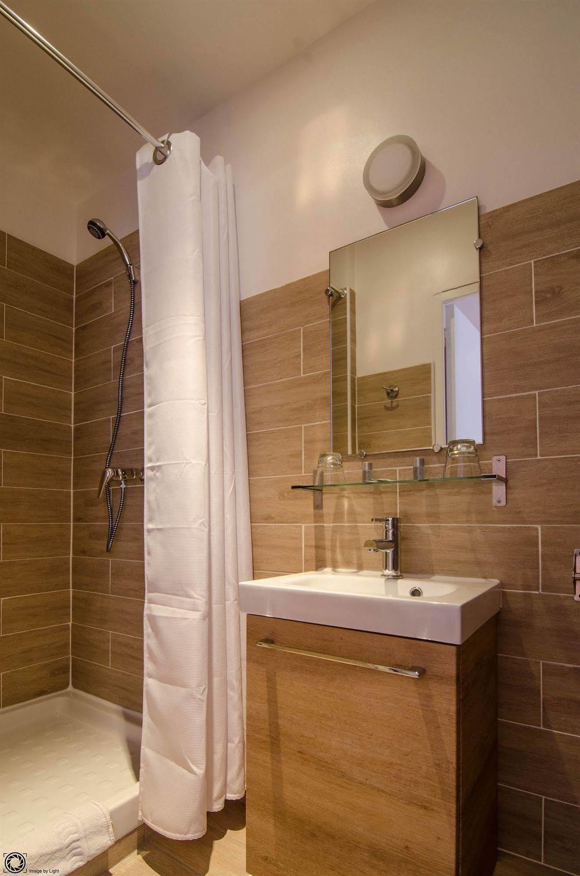 Hotel De La Gare Beyun Dış mekan fotoğraf